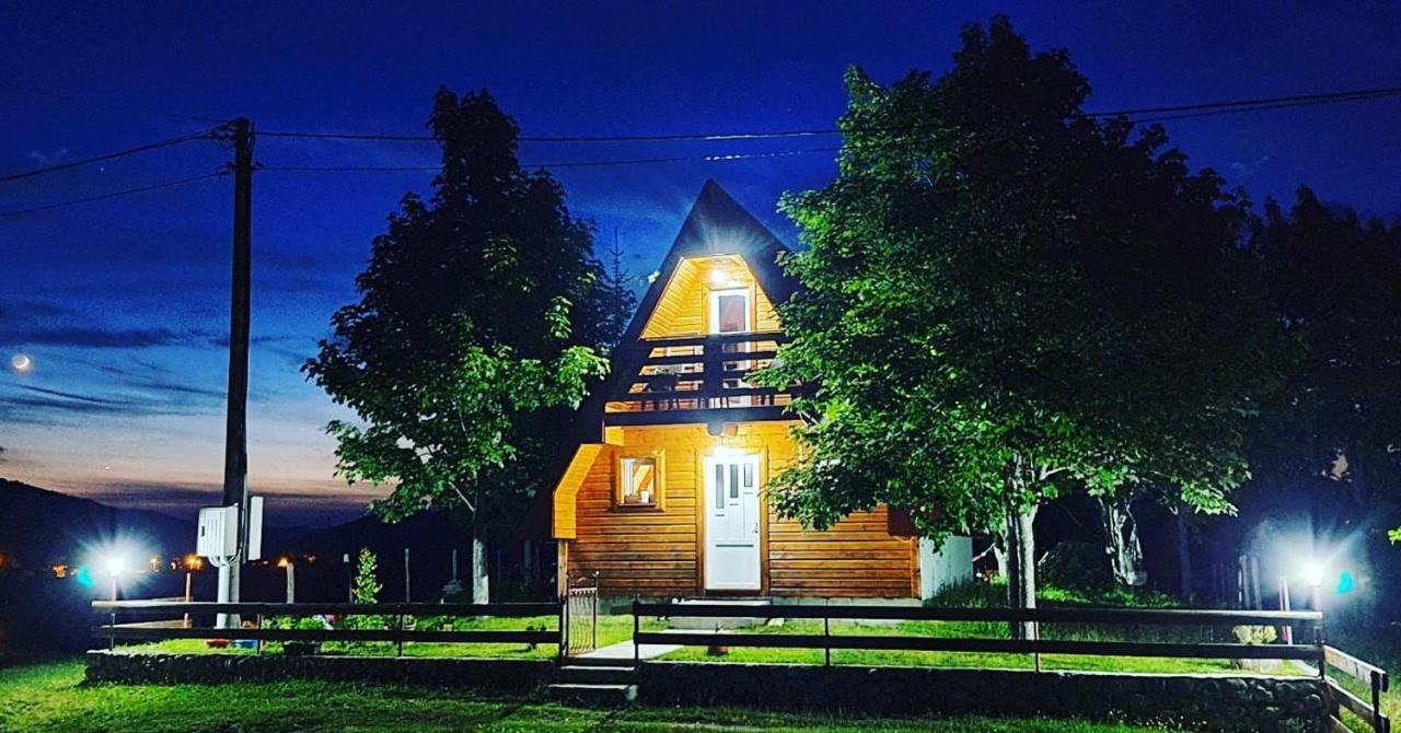 Vila Sarigora Žabljak Esterno foto